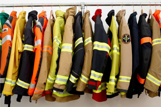 İş Kıyafetleri/Elbiseleri Çalışanlarınızı Olası Kazalardan Korur